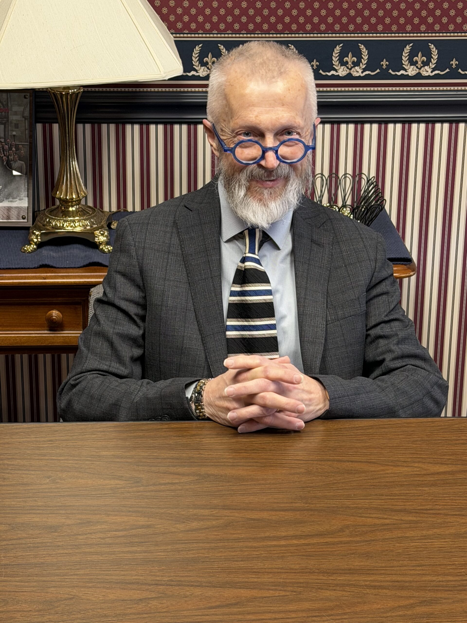 Larry D. Lashinsky